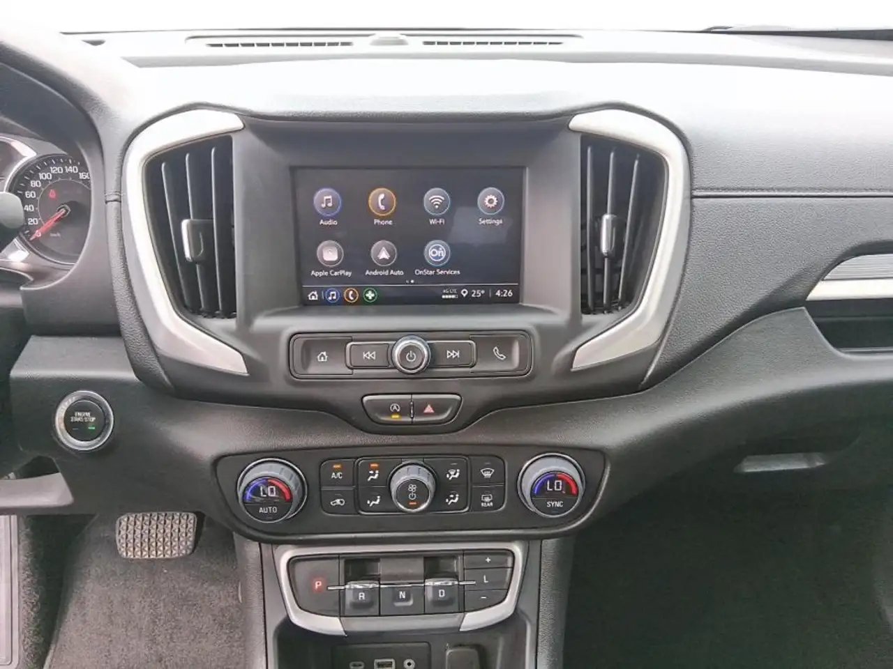 GMC Terrain photo GMC Terrain