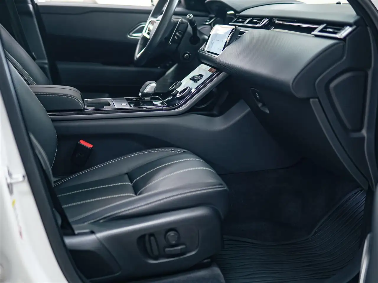 Land Rover Range Rover Velar fotografie Land Rover Range Rover Velar