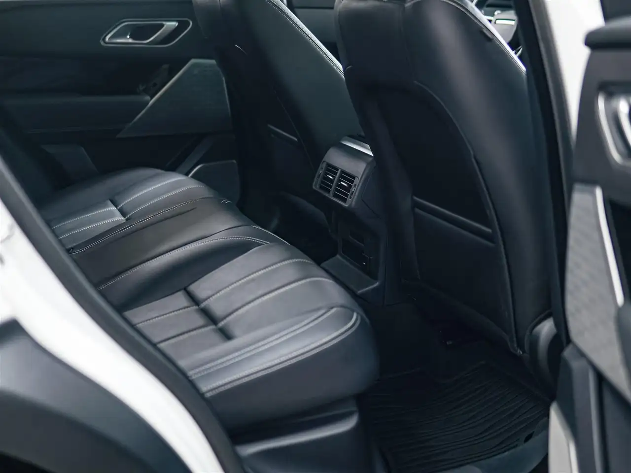 Land Rover Range Rover Velar fotografie Land Rover Range Rover Velar