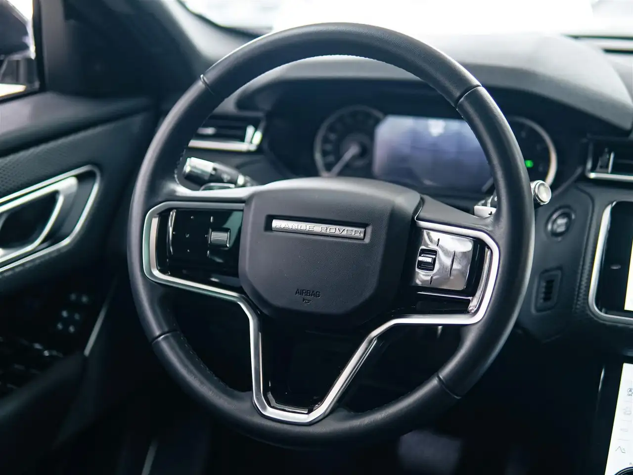 Land Rover Range Rover Velar fotografie Land Rover Range Rover Velar