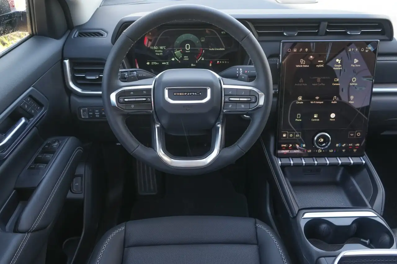 GMC Terrain photo GMC Terrain