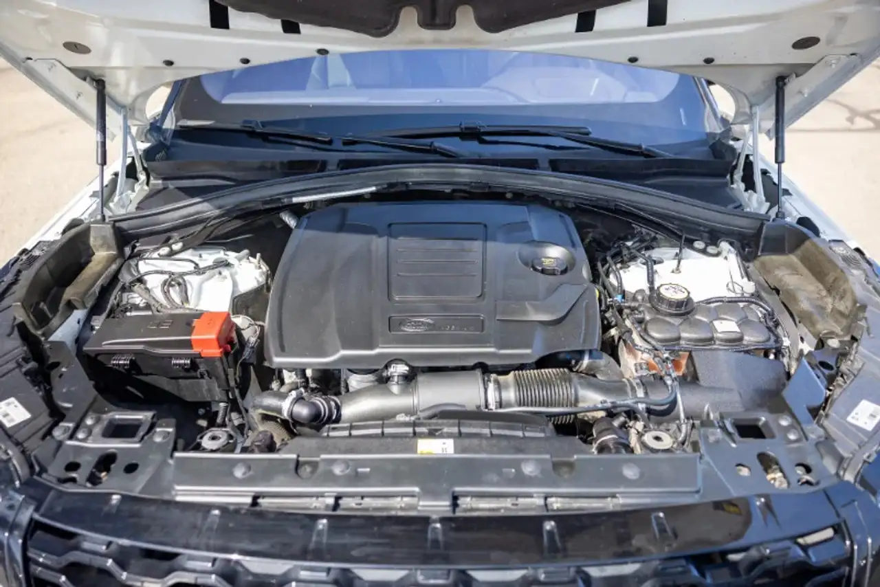 Land Rover Range Rover Velar снимка Land Rover Range Rover Velar