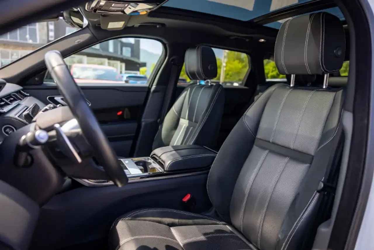 Land Rover Range Rover Velar снимка Land Rover Range Rover Velar
