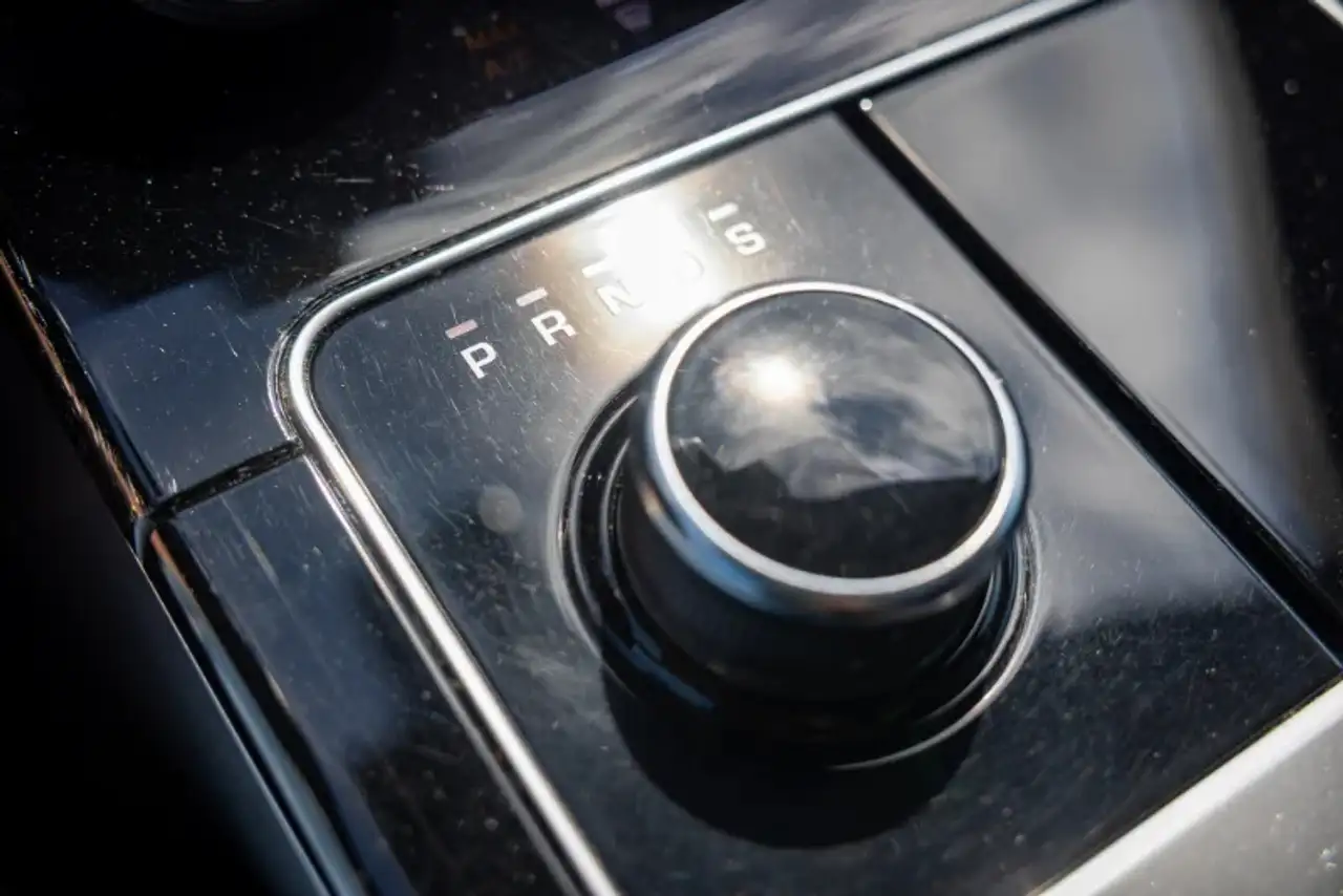 Land Rover Range Rover Velar снимка Land Rover Range Rover Velar