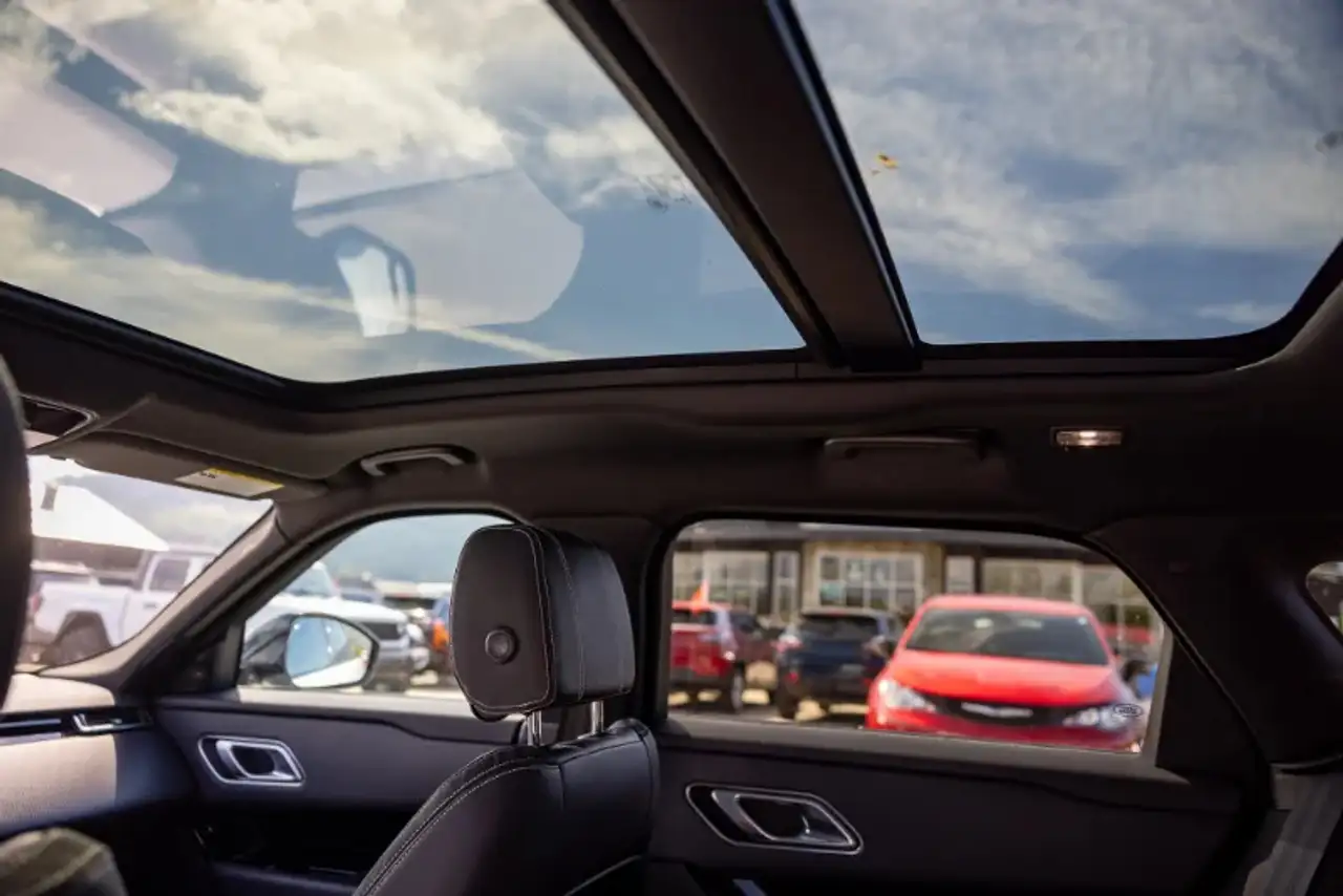 Land Rover Range Rover Velar снимка Land Rover Range Rover Velar