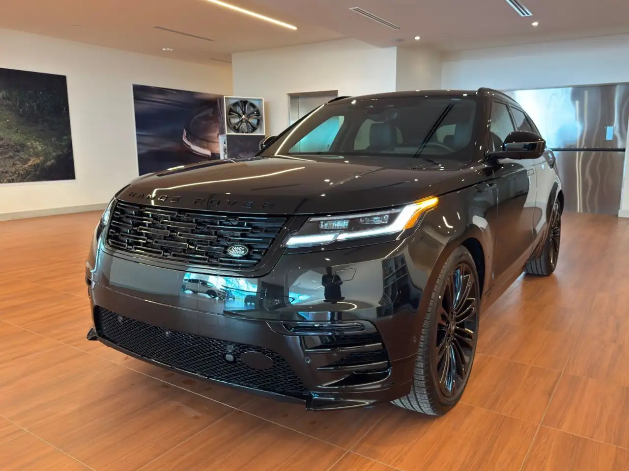 2026 Land Rover Range Rover Velar