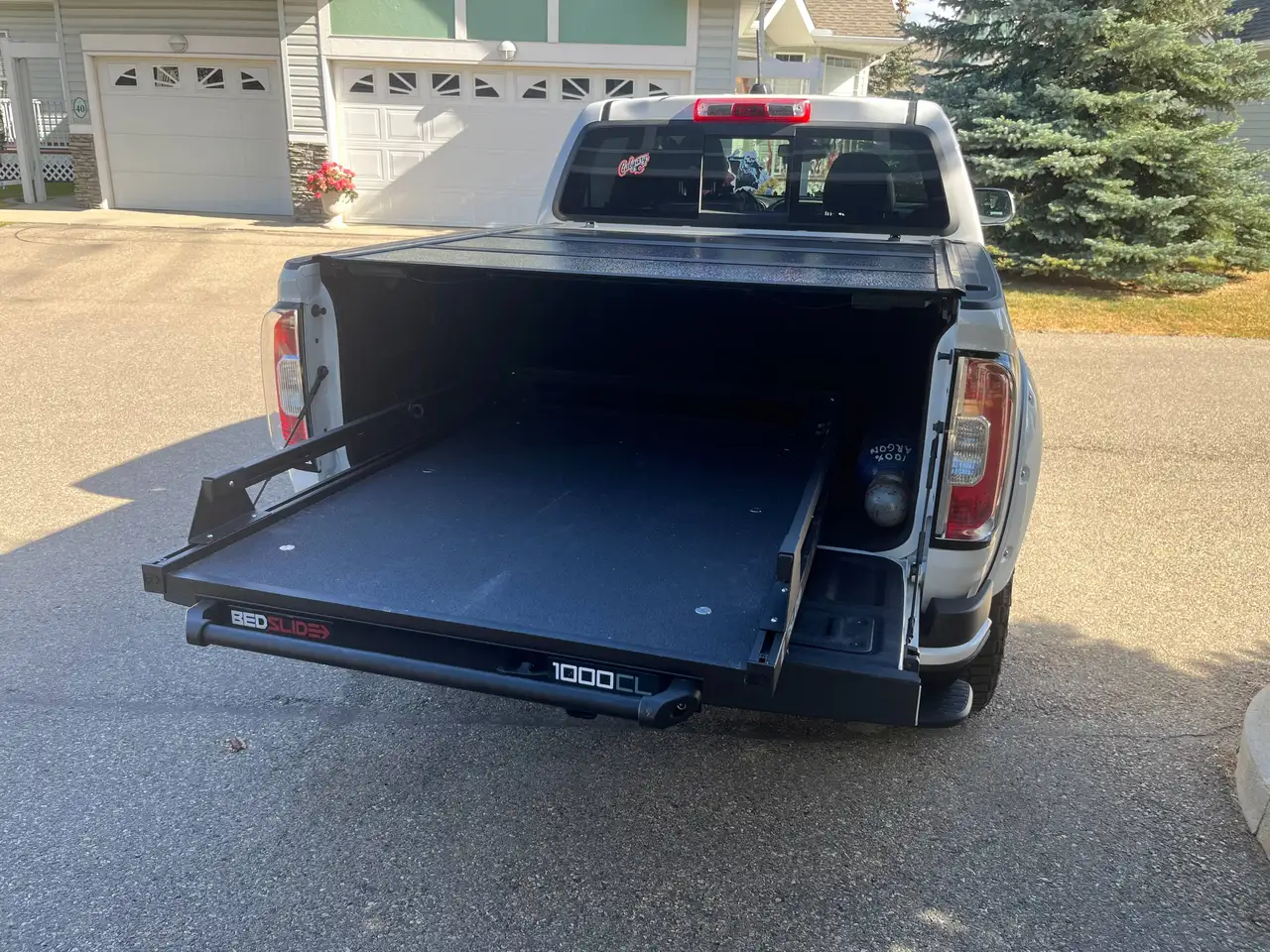 GMC Canyon photo GMC Canyon