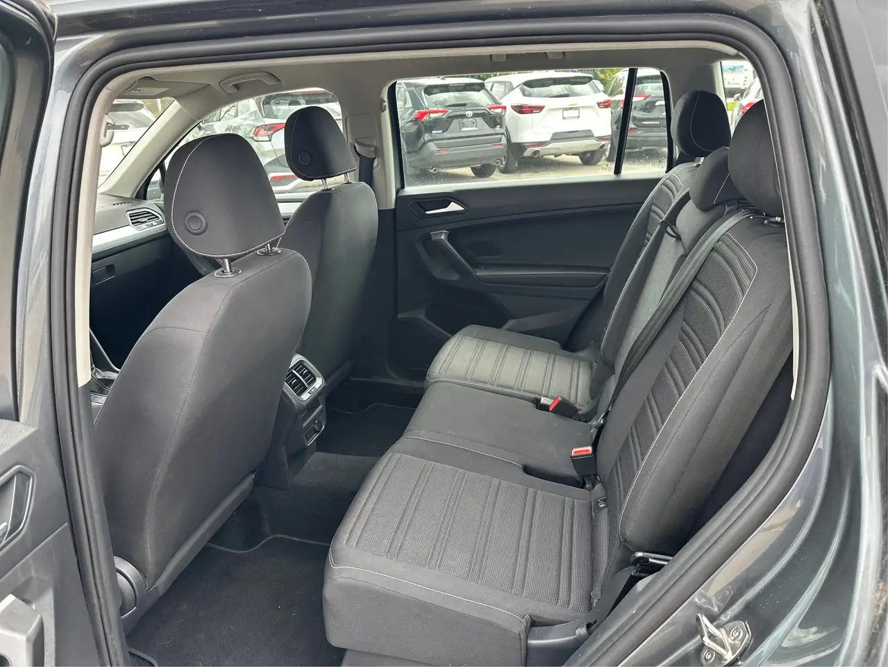 Volkswagen Tiguan снимка Volkswagen Tiguan