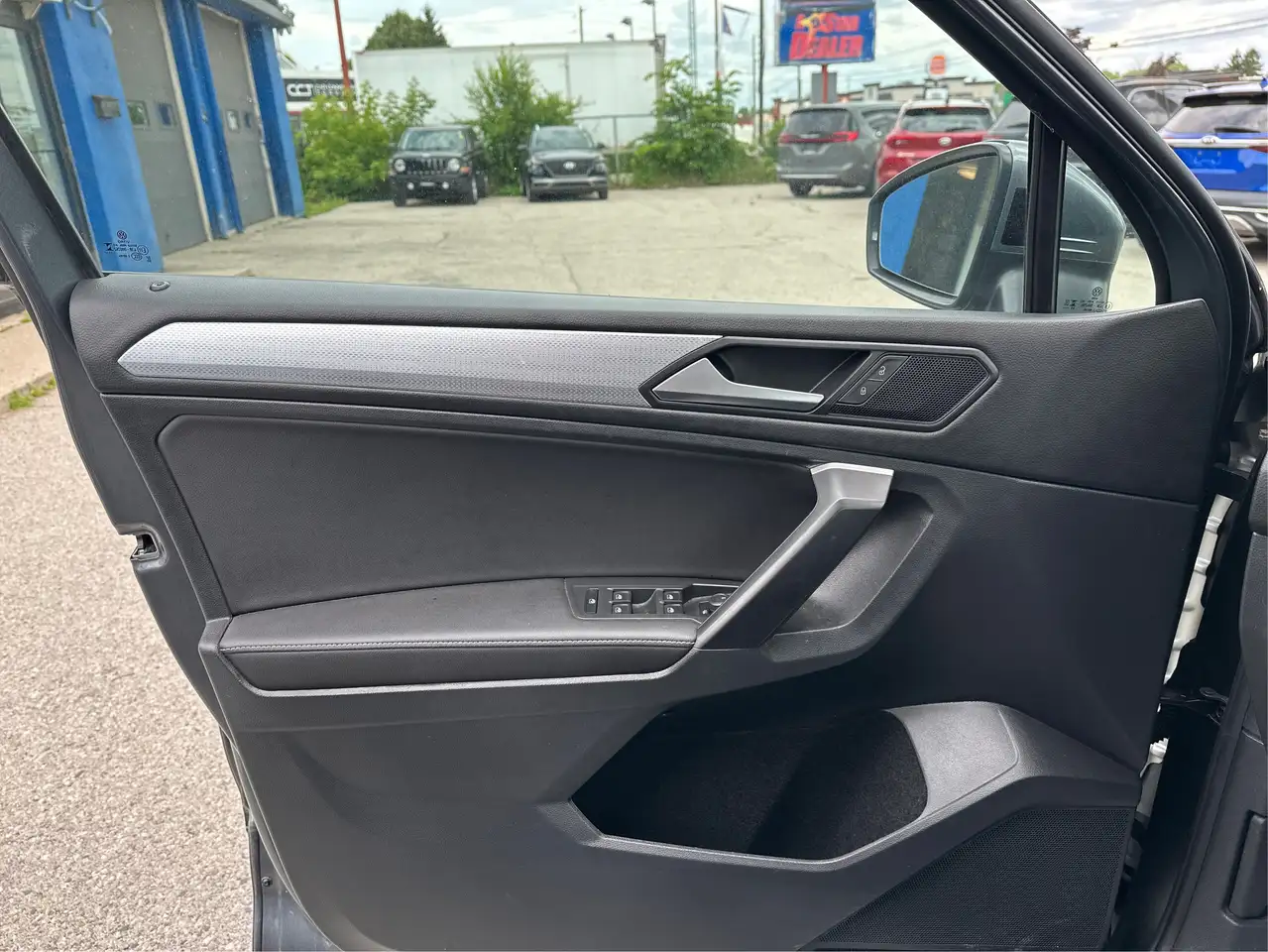 Volkswagen Tiguan снимка Volkswagen Tiguan