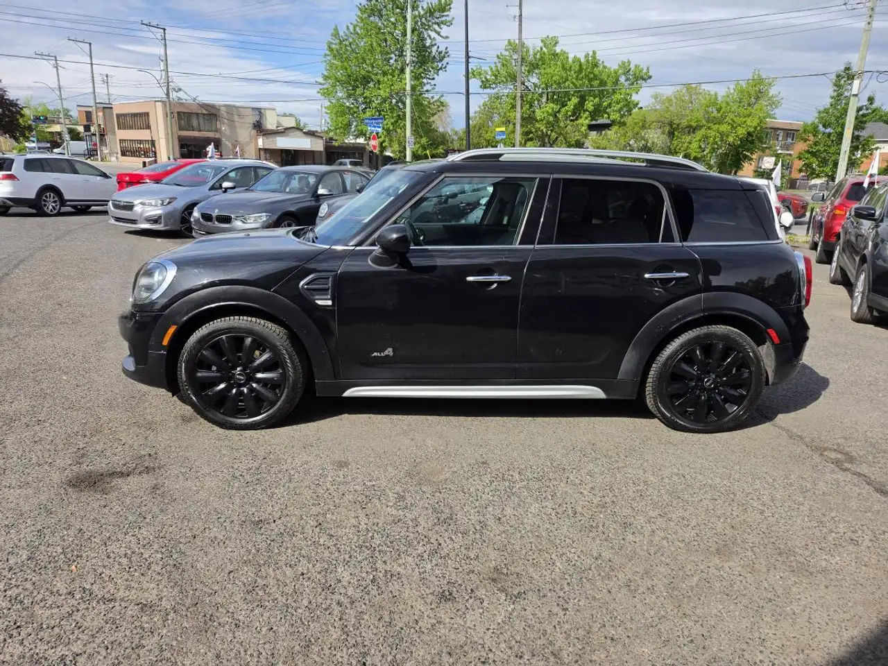 MINI Countryman photo MINI Countryman