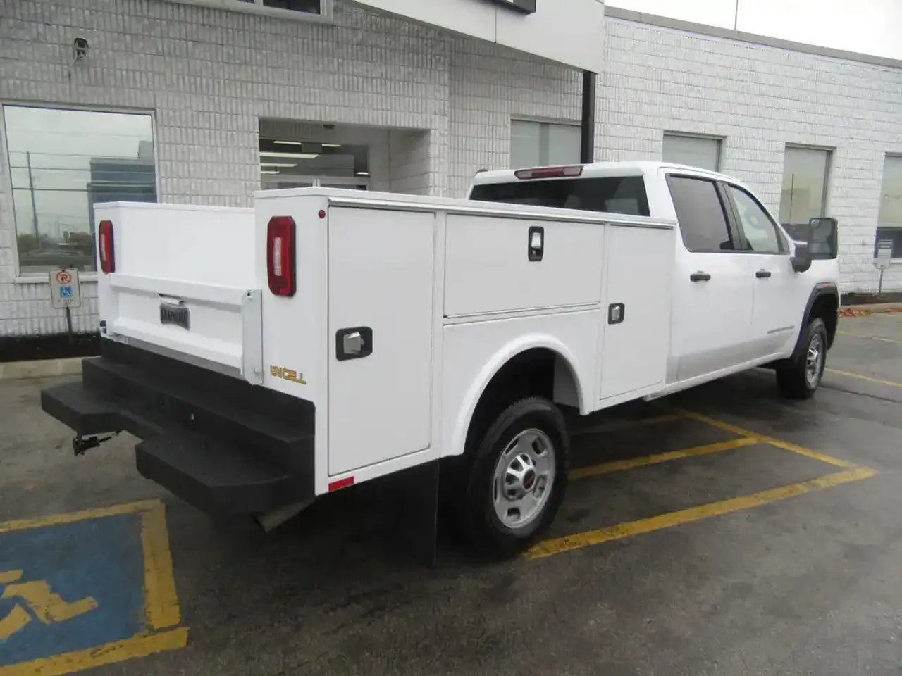 GMC Sierra 2500 photo GMC Sierra 2500