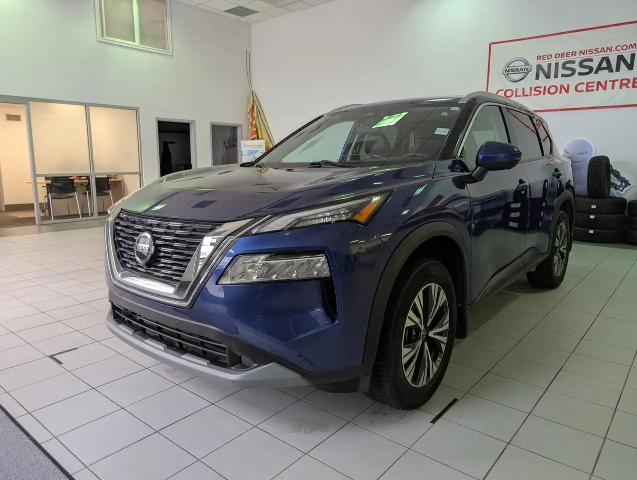 Nissan Rogue снимка Nissan Rogue