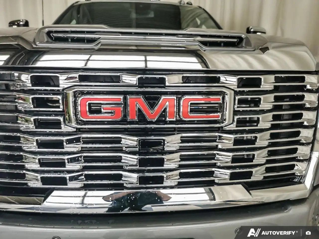 GMC Sierra 2500HD photo GMC Sierra 2500HD