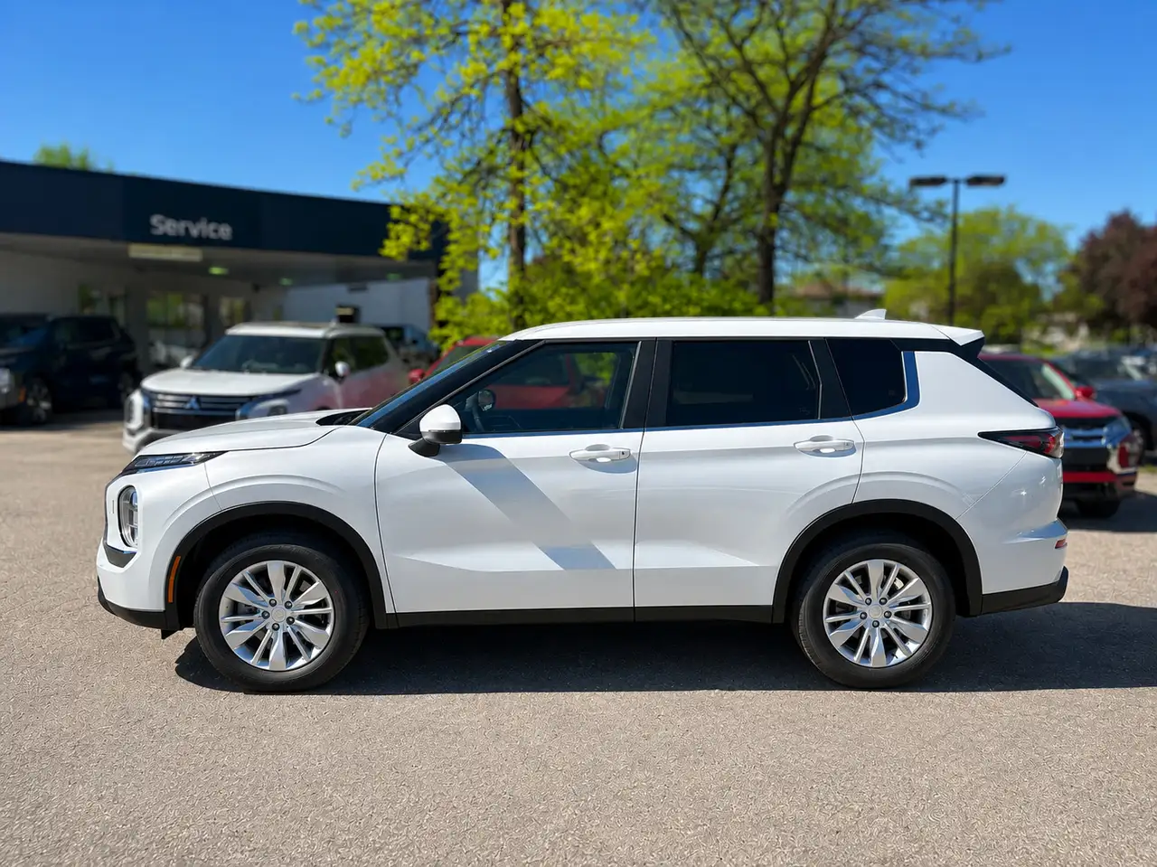 Mitsubishi Outlander снимка Mitsubishi Outlander