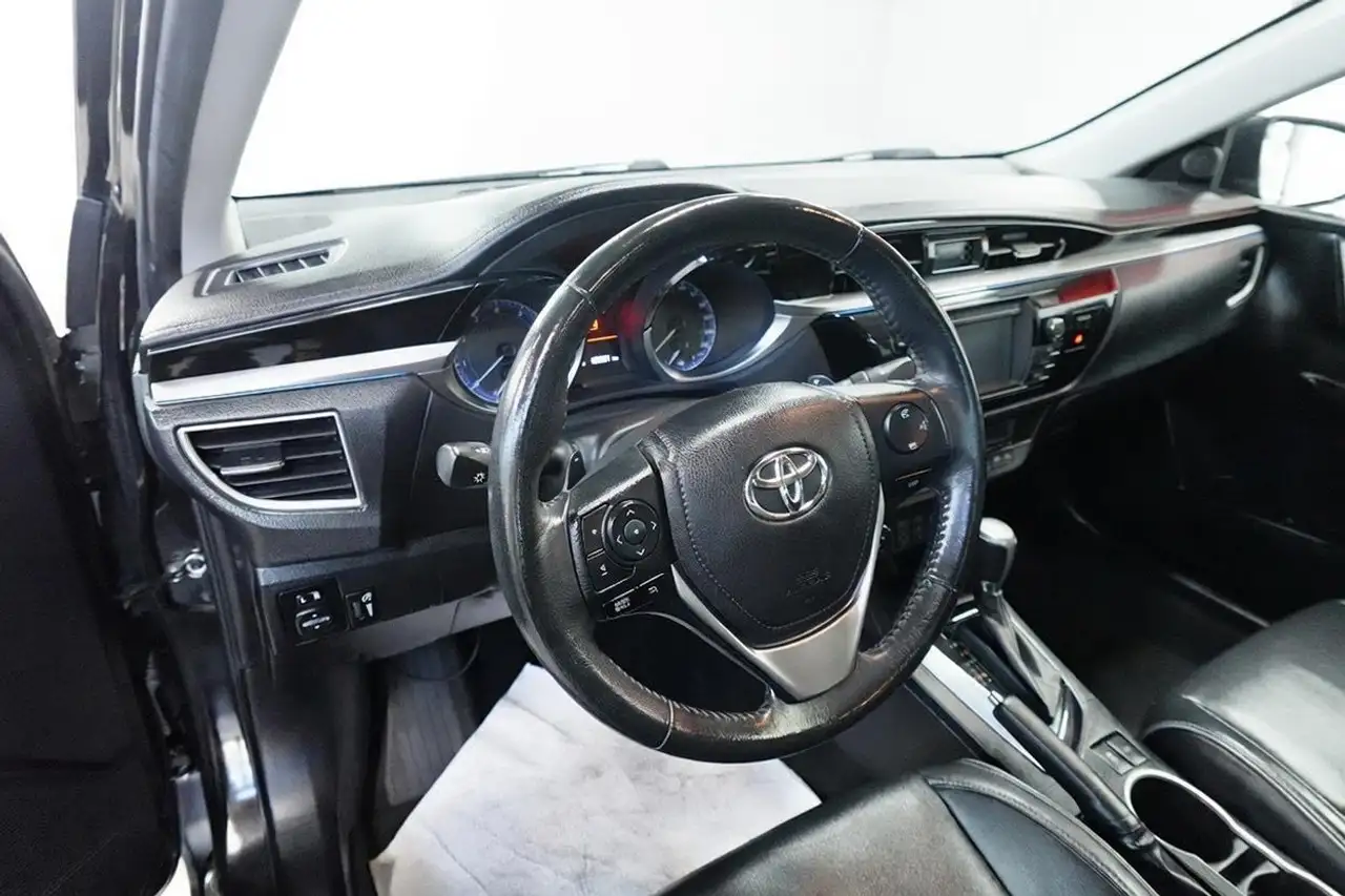 Toyota Corolla снимка Toyota Corolla