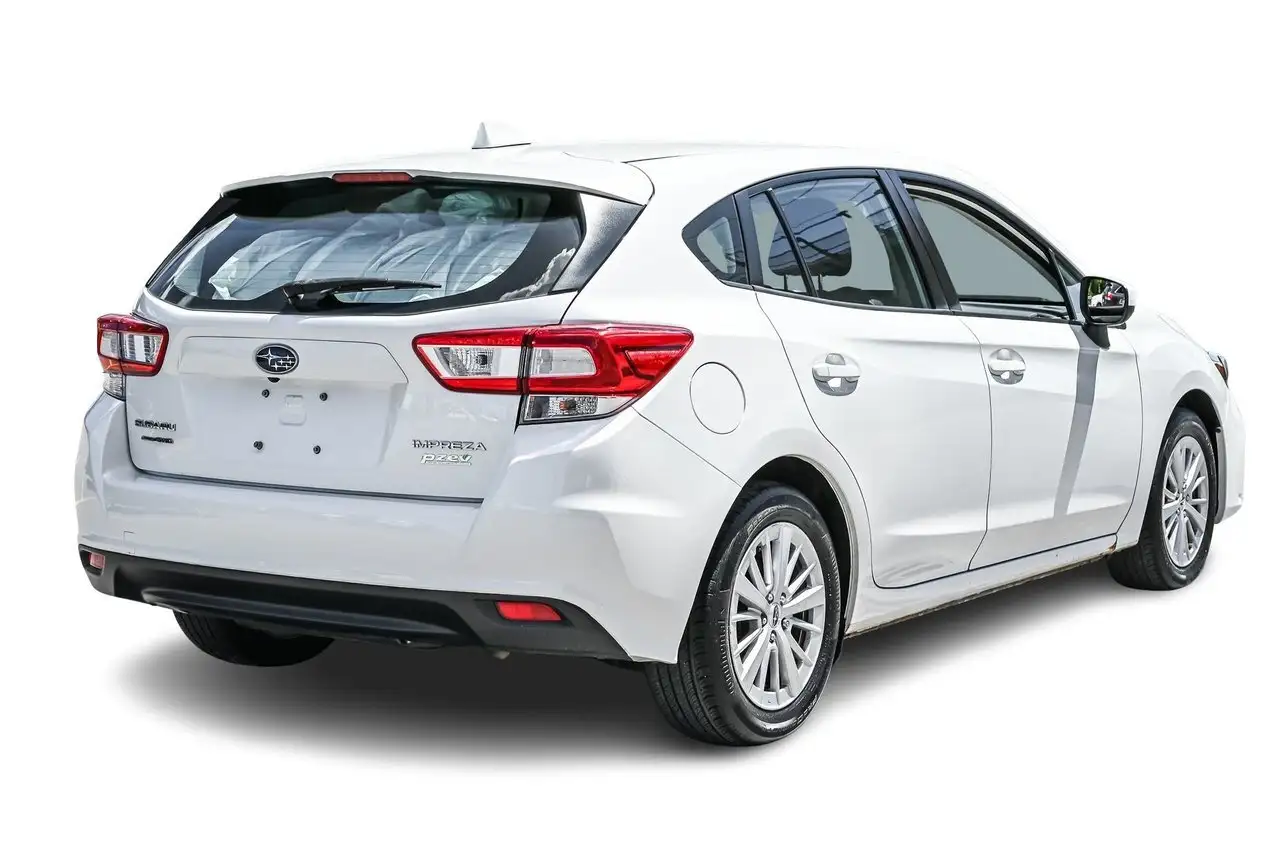 Subaru Impreza fotografie Subaru Impreza