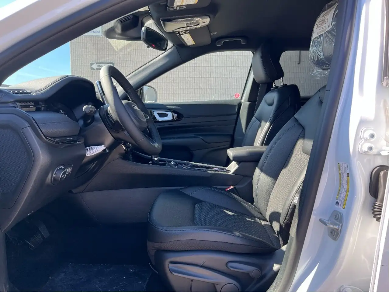 Jeep Compass photo Jeep Compass