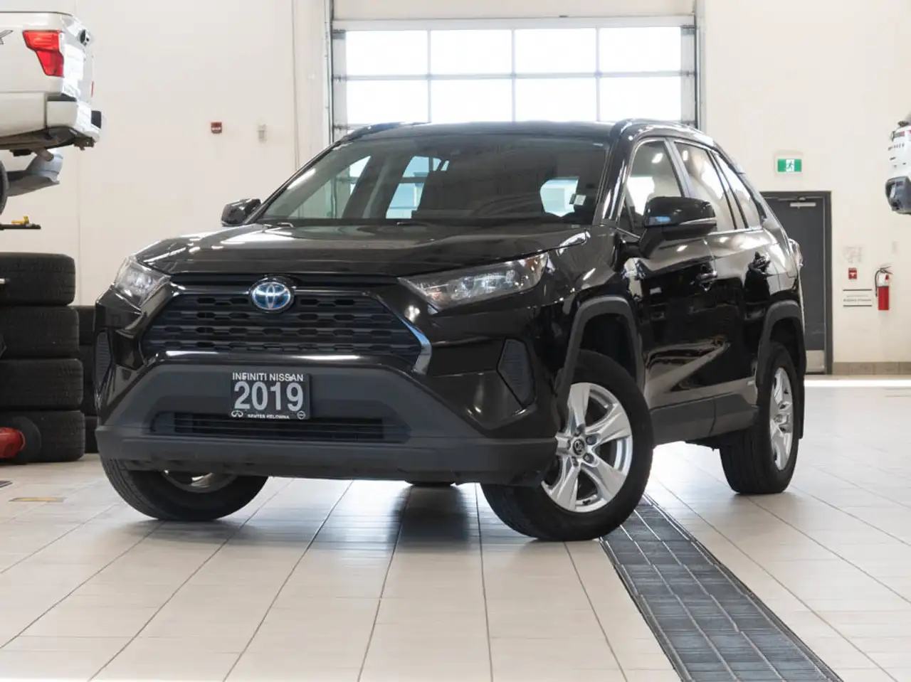 Toyota RAV 4 снимка Toyota RAV 4