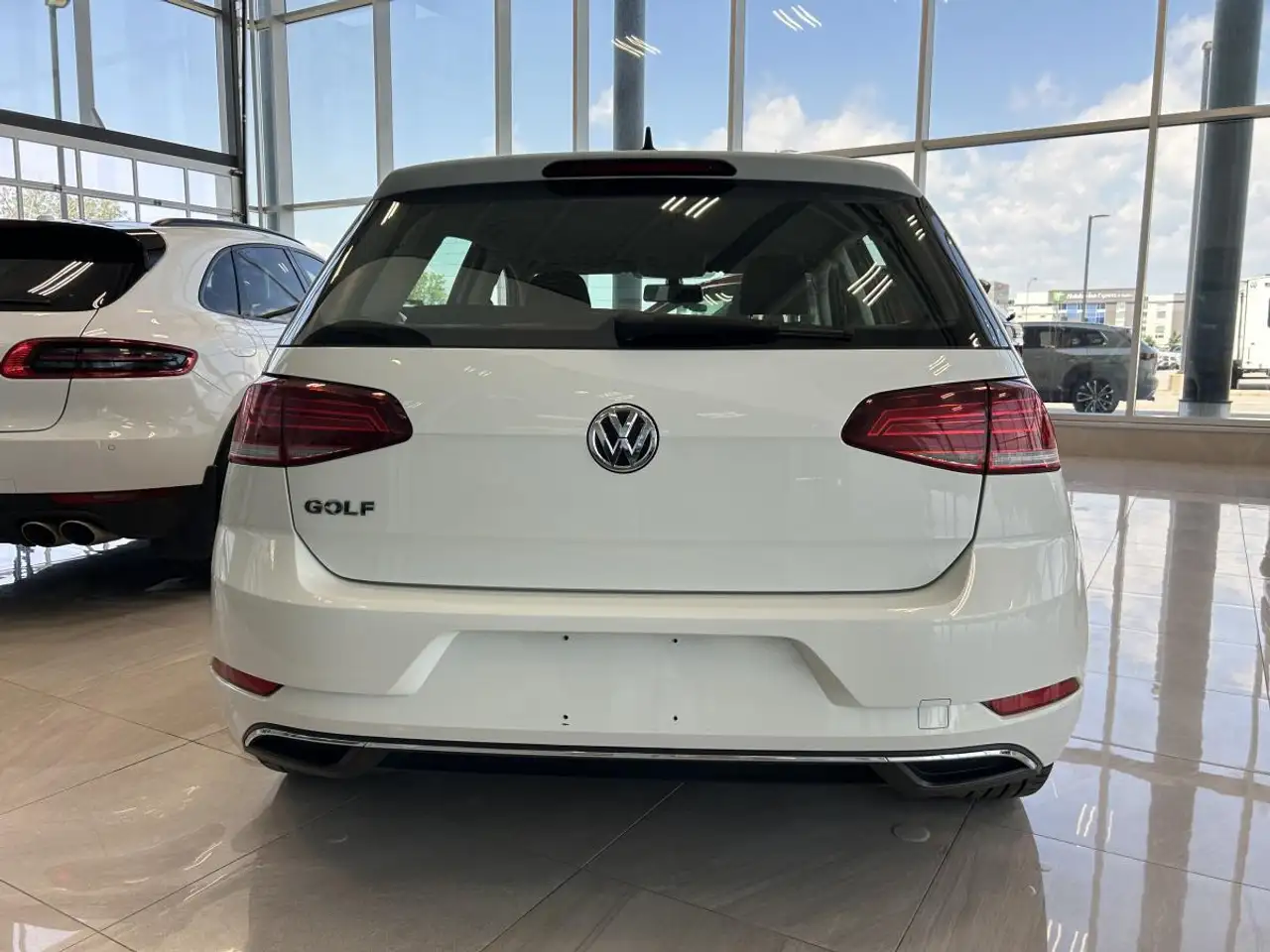 Volkswagen Golf photo Volkswagen Golf