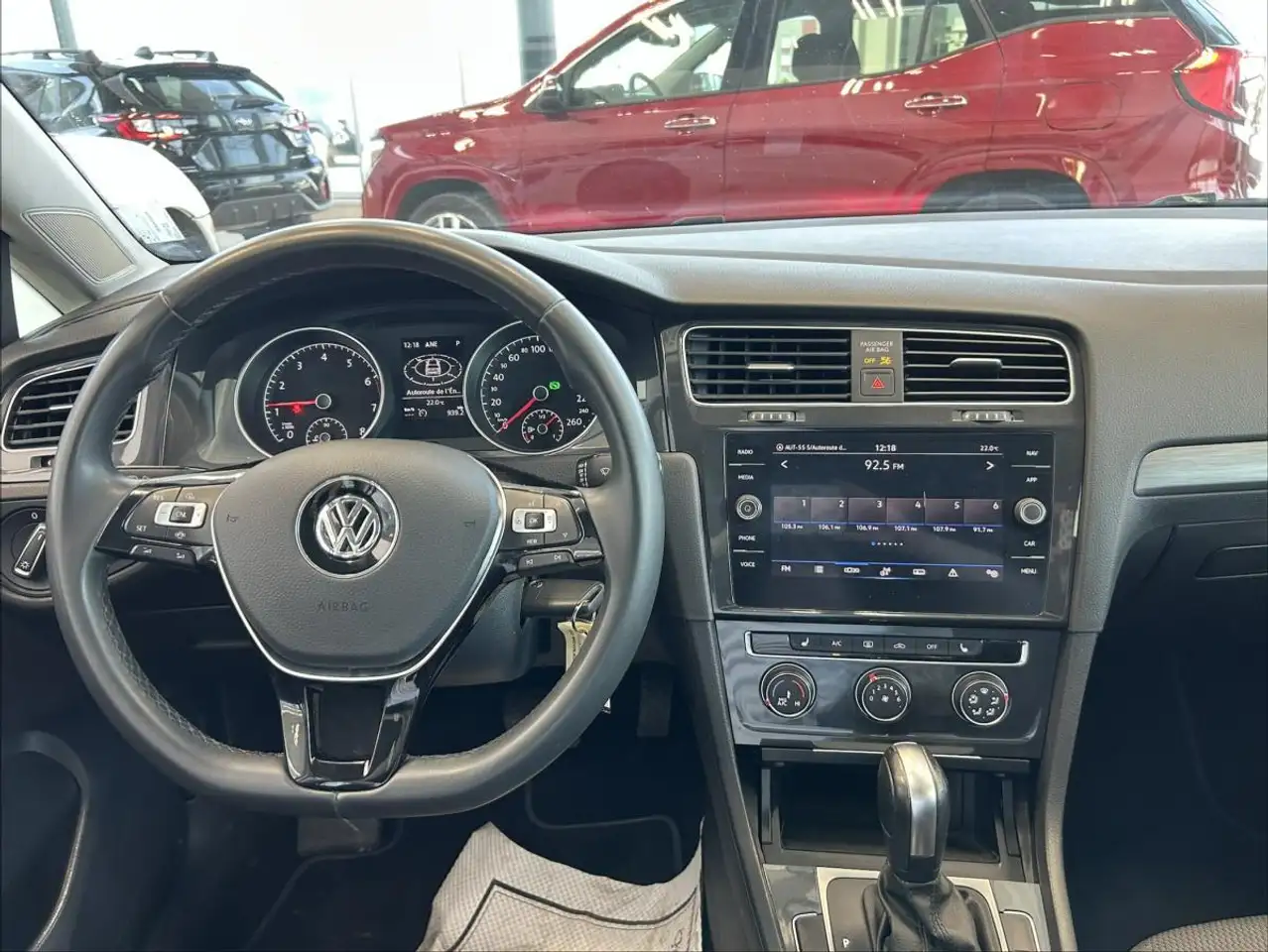Volkswagen Golf photo Volkswagen Golf