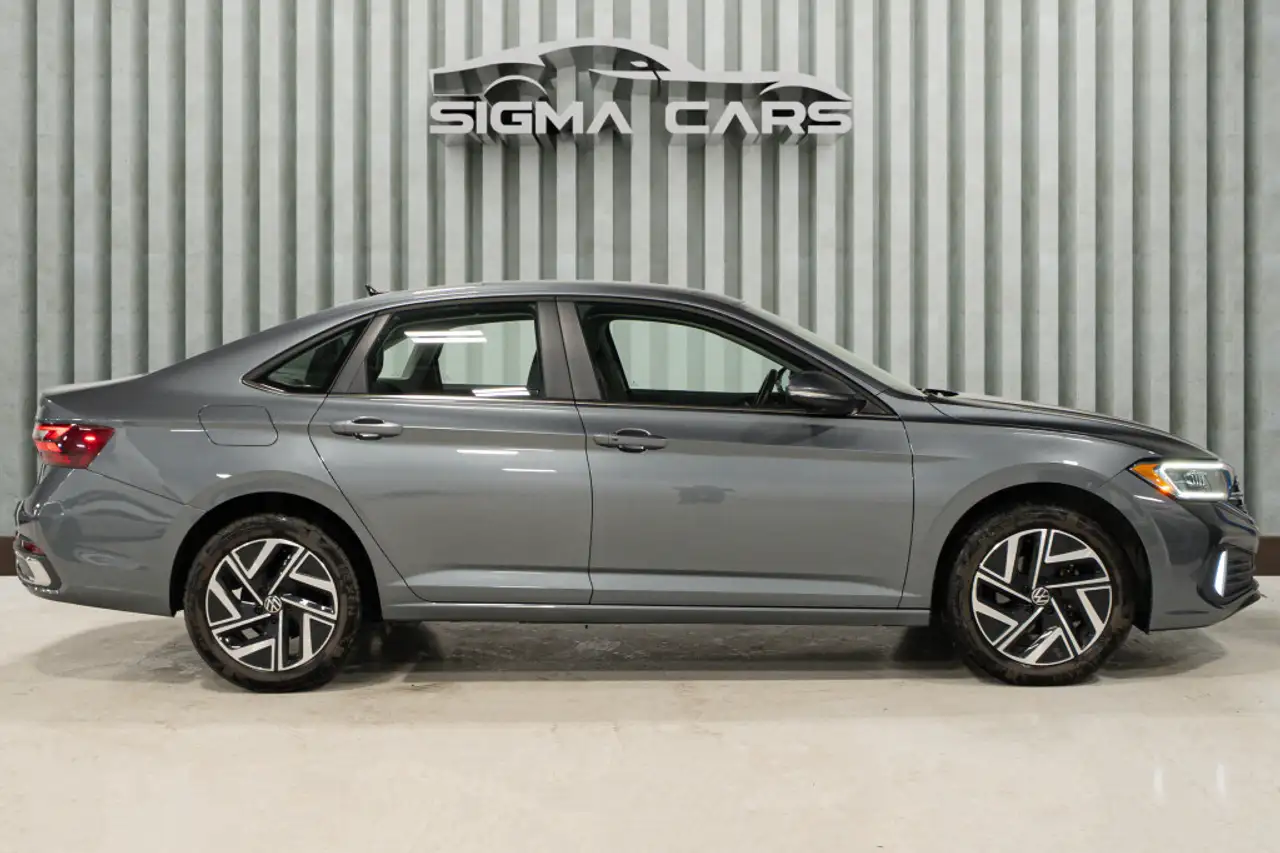 Volkswagen Jetta снимка Volkswagen Jetta