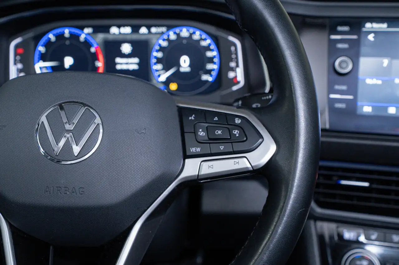 Volkswagen Jetta снимка Volkswagen Jetta