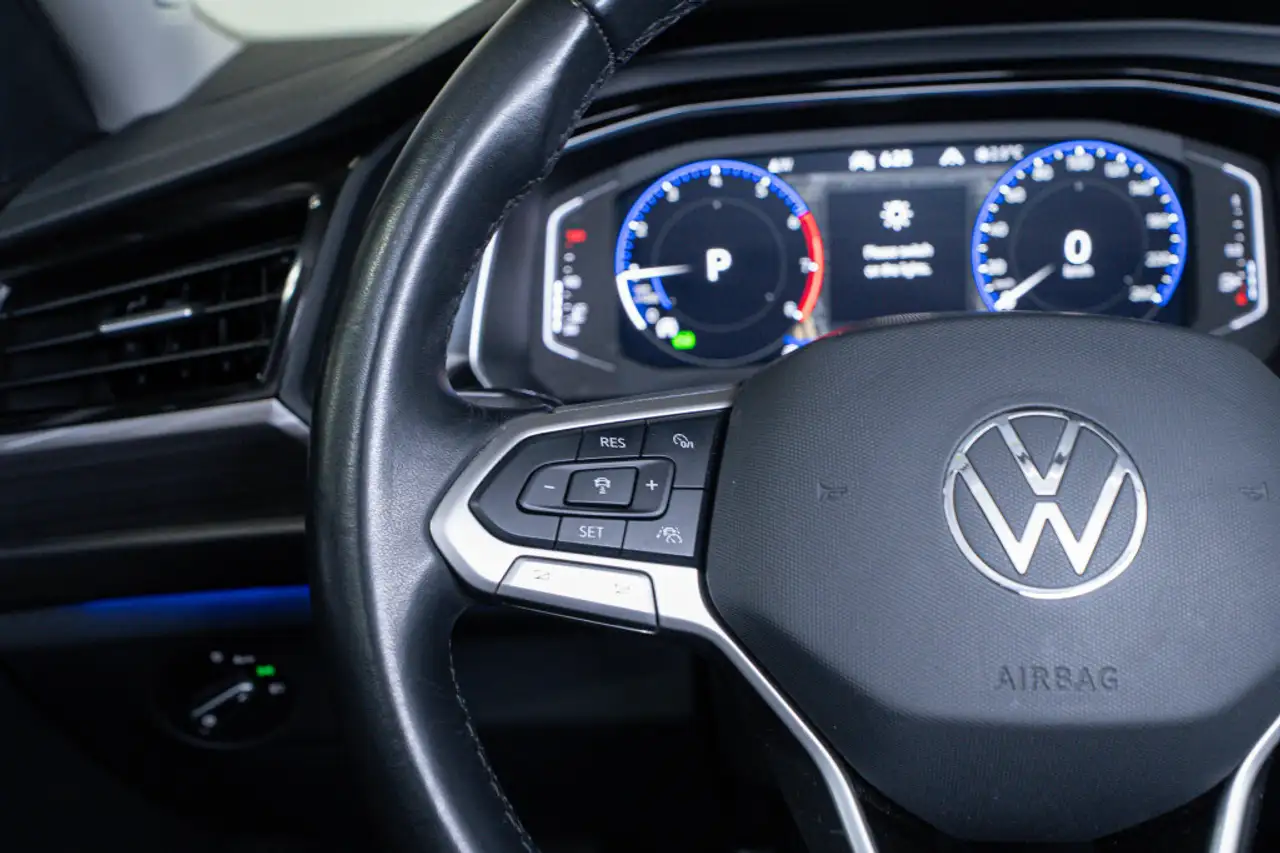 Volkswagen Jetta снимка Volkswagen Jetta