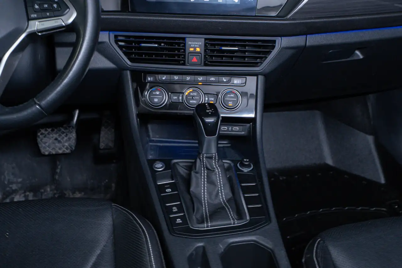 Volkswagen Jetta снимка Volkswagen Jetta