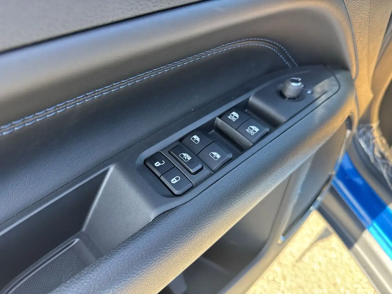 Jeep Compass photo Jeep Compass