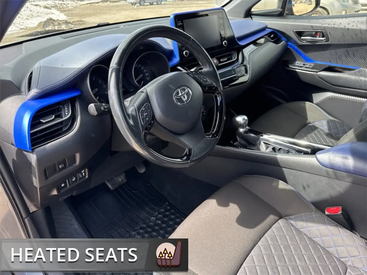 Toyota C-HR снимка Toyota C-HR