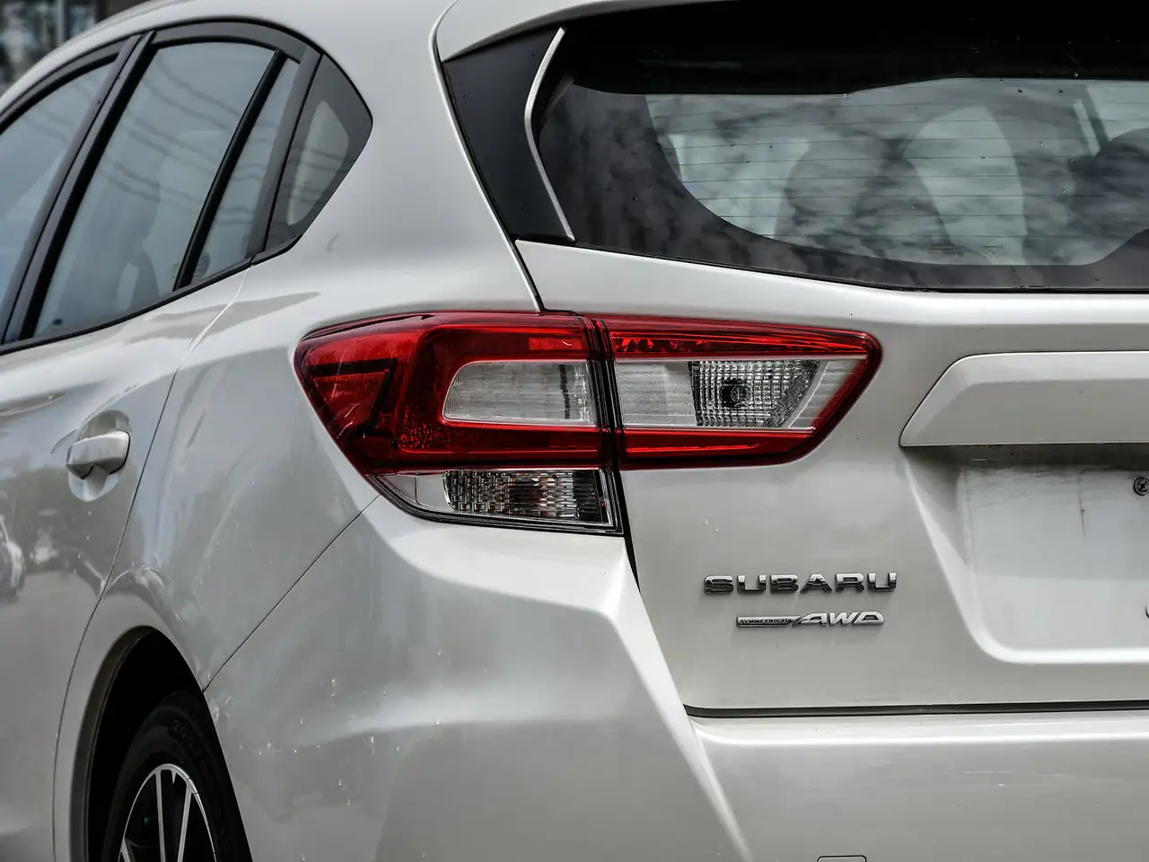 Subaru Impreza photo Subaru Impreza