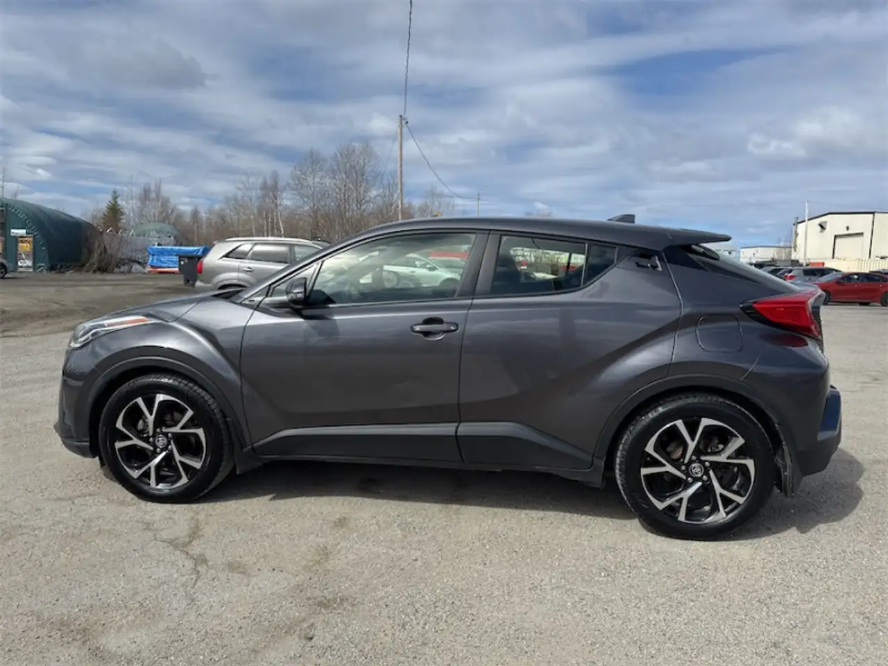 Toyota C-HR снимка Toyota C-HR