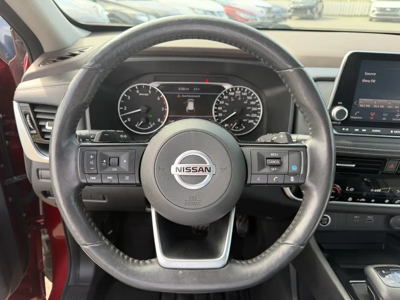 Nissan Rogue fotografie Nissan Rogue