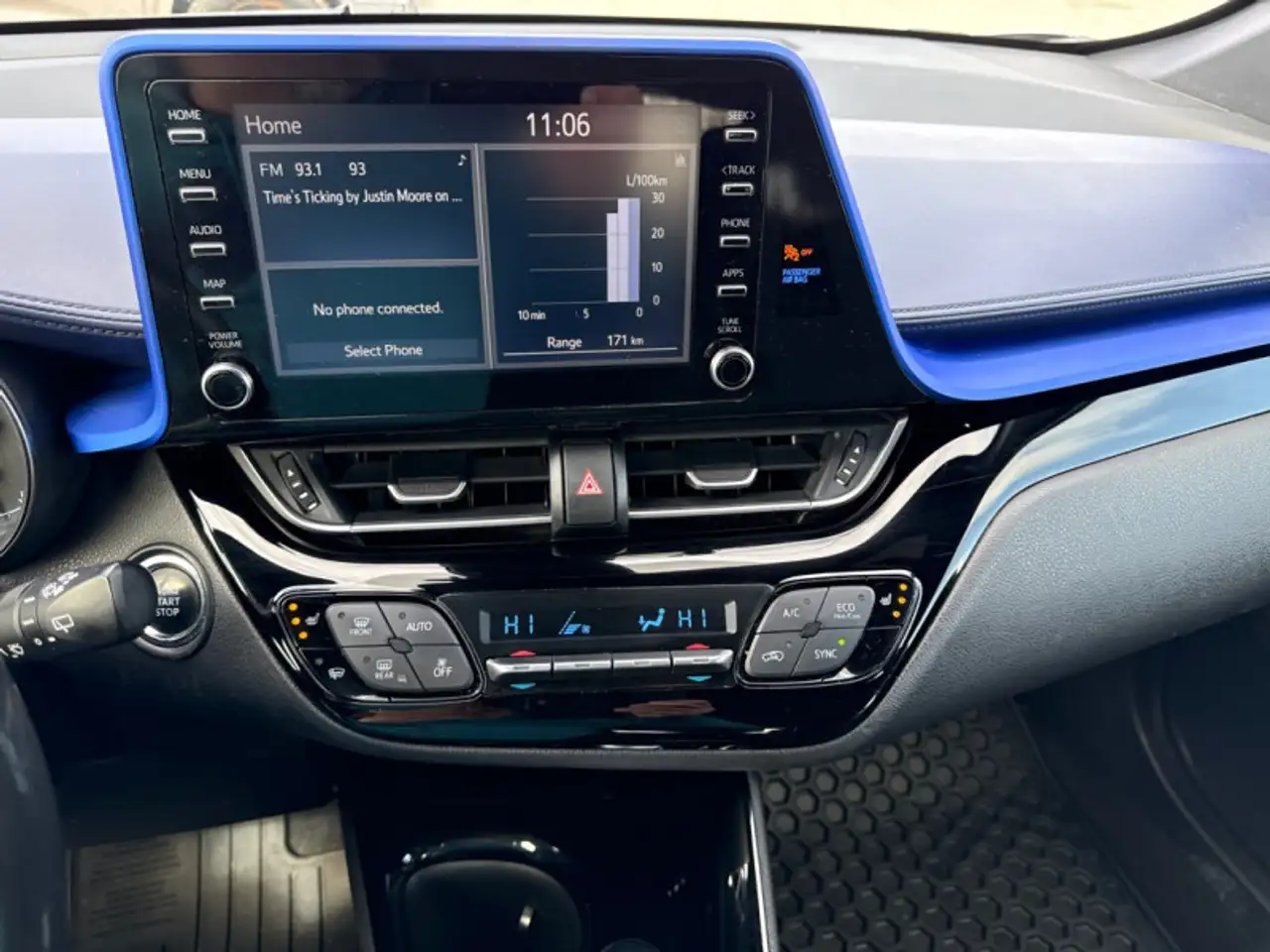 Toyota C-HR снимка Toyota C-HR
