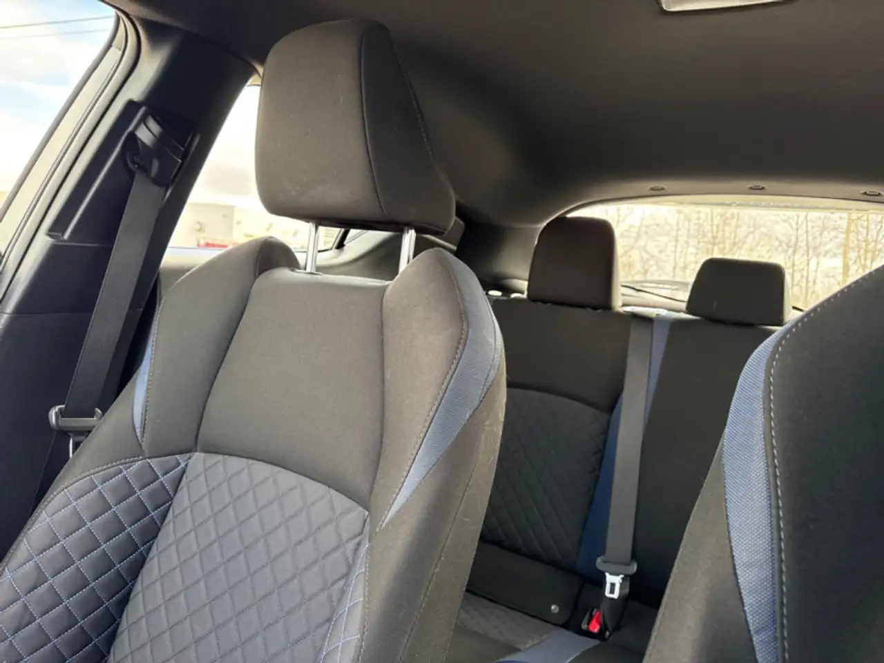 Toyota C-HR снимка Toyota C-HR