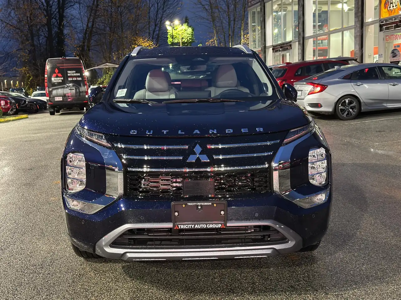 Mitsubishi Outlander снимка Mitsubishi Outlander