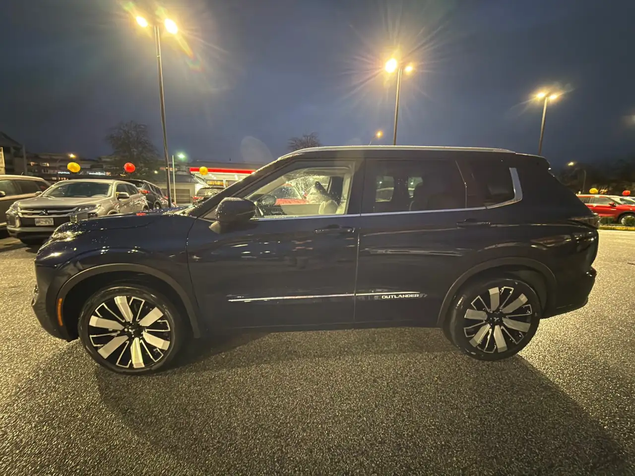 Mitsubishi Outlander снимка Mitsubishi Outlander
