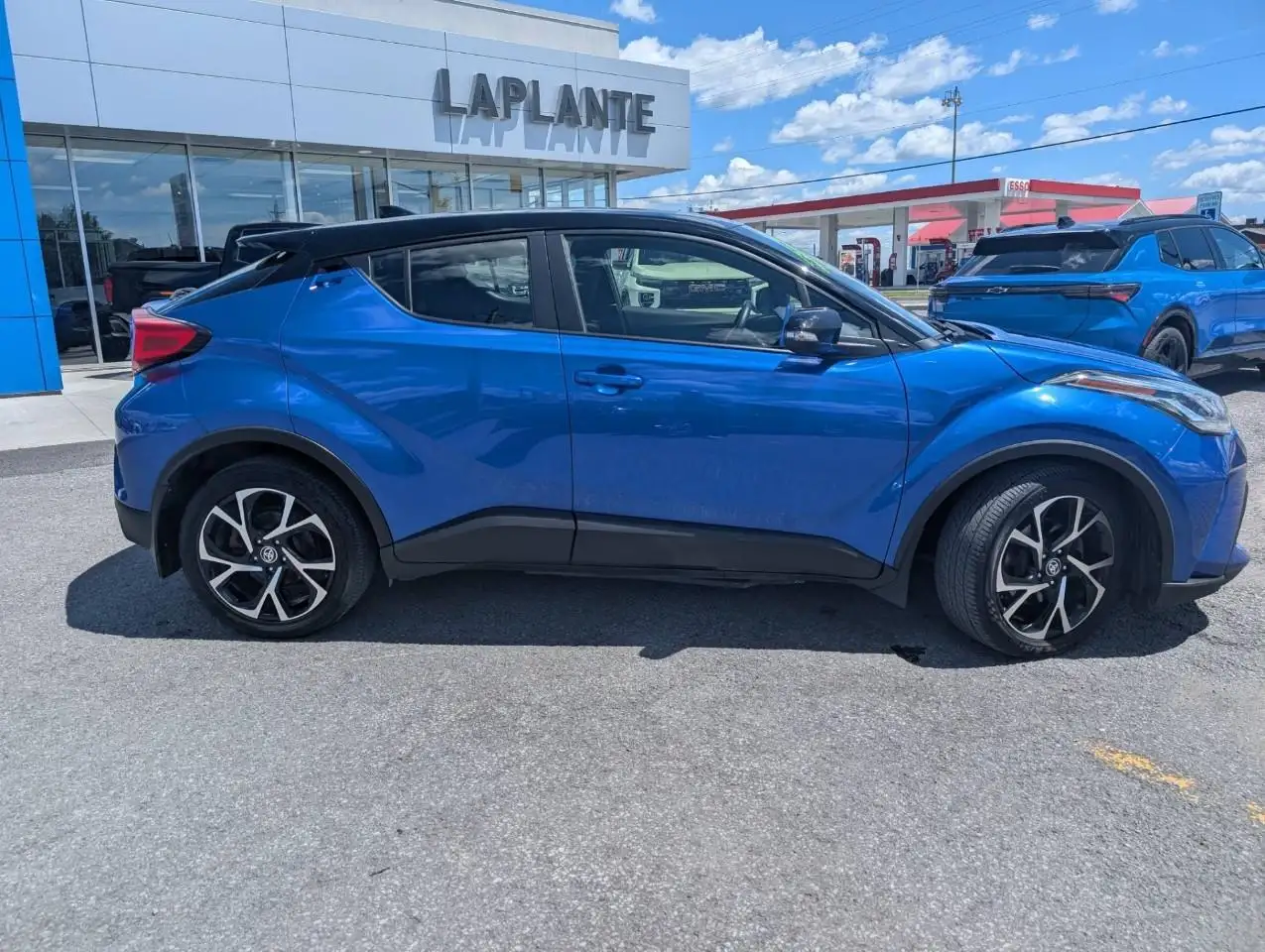 Toyota C-HR photo Toyota C-HR