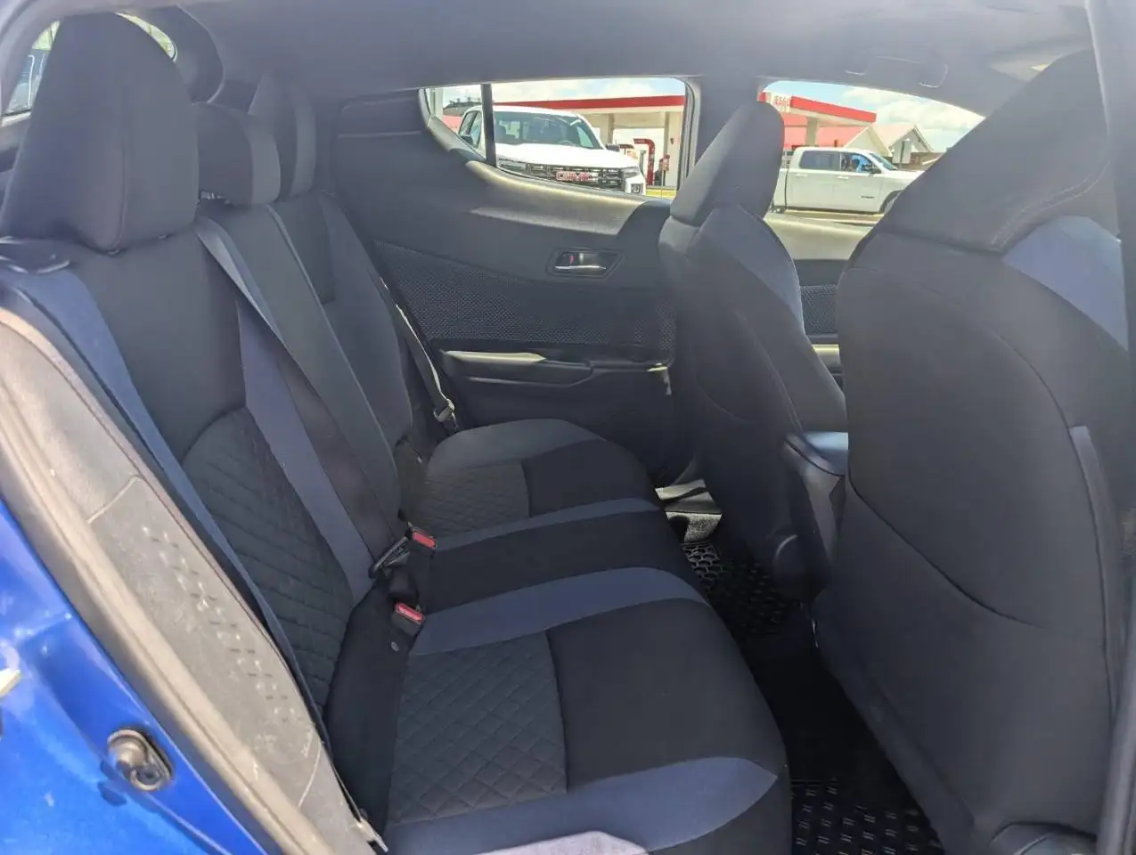 Toyota C-HR photo Toyota C-HR