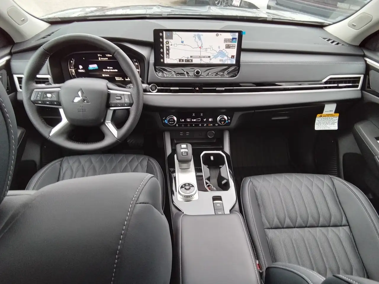 Mitsubishi Outlander снимка Mitsubishi Outlander
