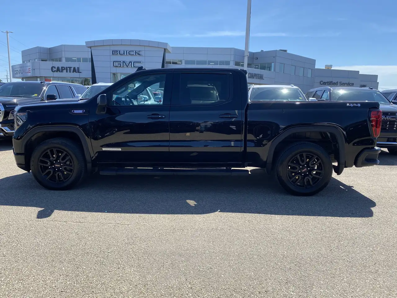 GMC Sierra 1500 снимка GMC Sierra 1500