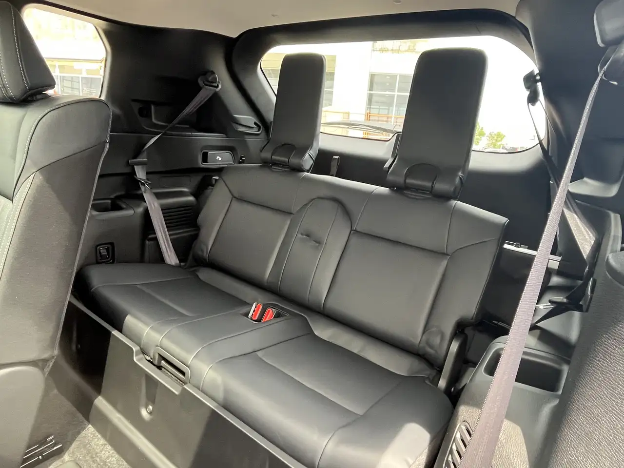 Mitsubishi Outlander photo Mitsubishi Outlander