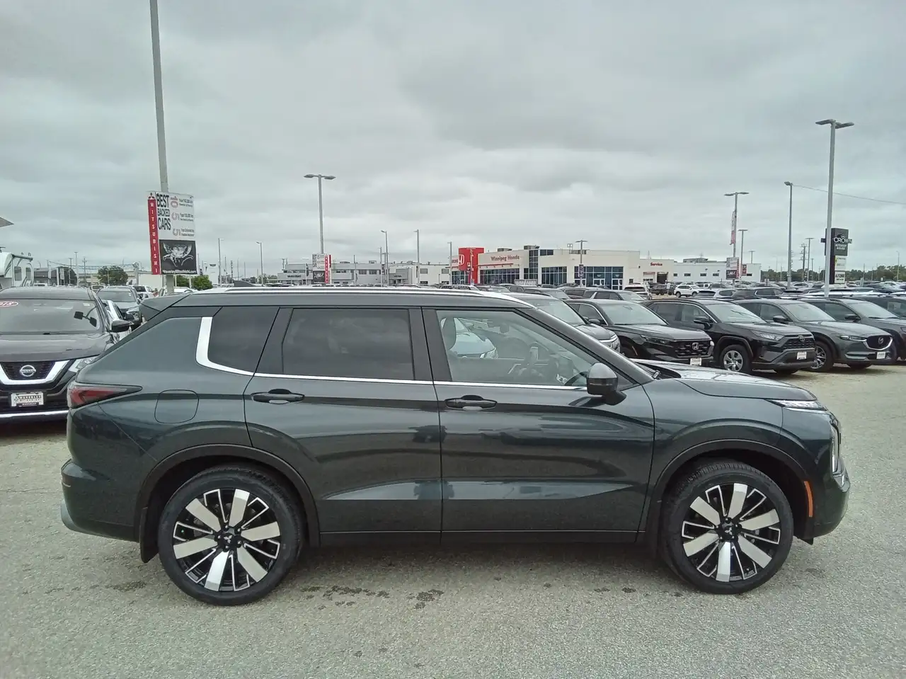 Mitsubishi Outlander снимка Mitsubishi Outlander