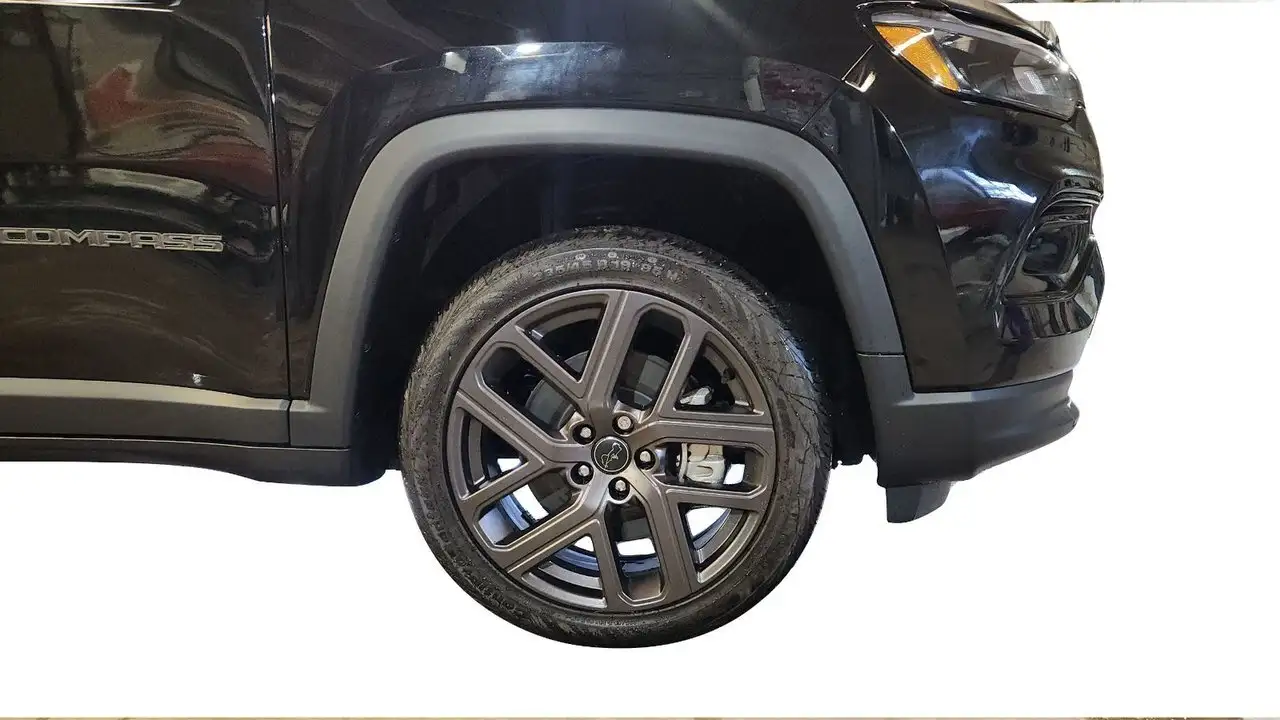 Jeep Compass снимка Jeep Compass