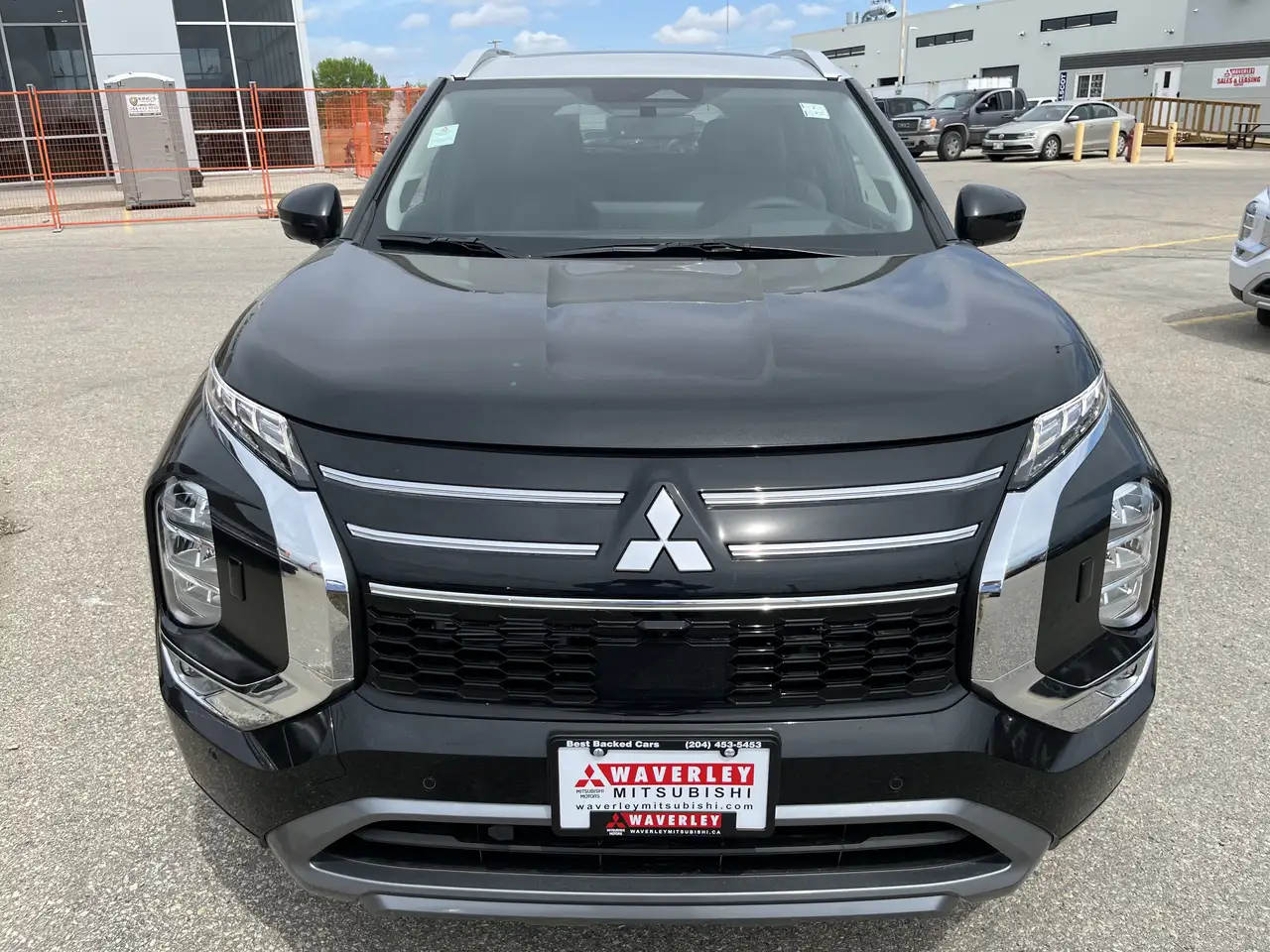 Mitsubishi Outlander photo Mitsubishi Outlander