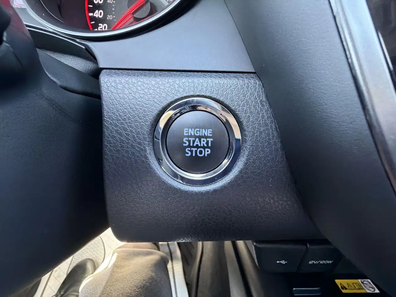 Toyota Camry снимка Toyota Camry