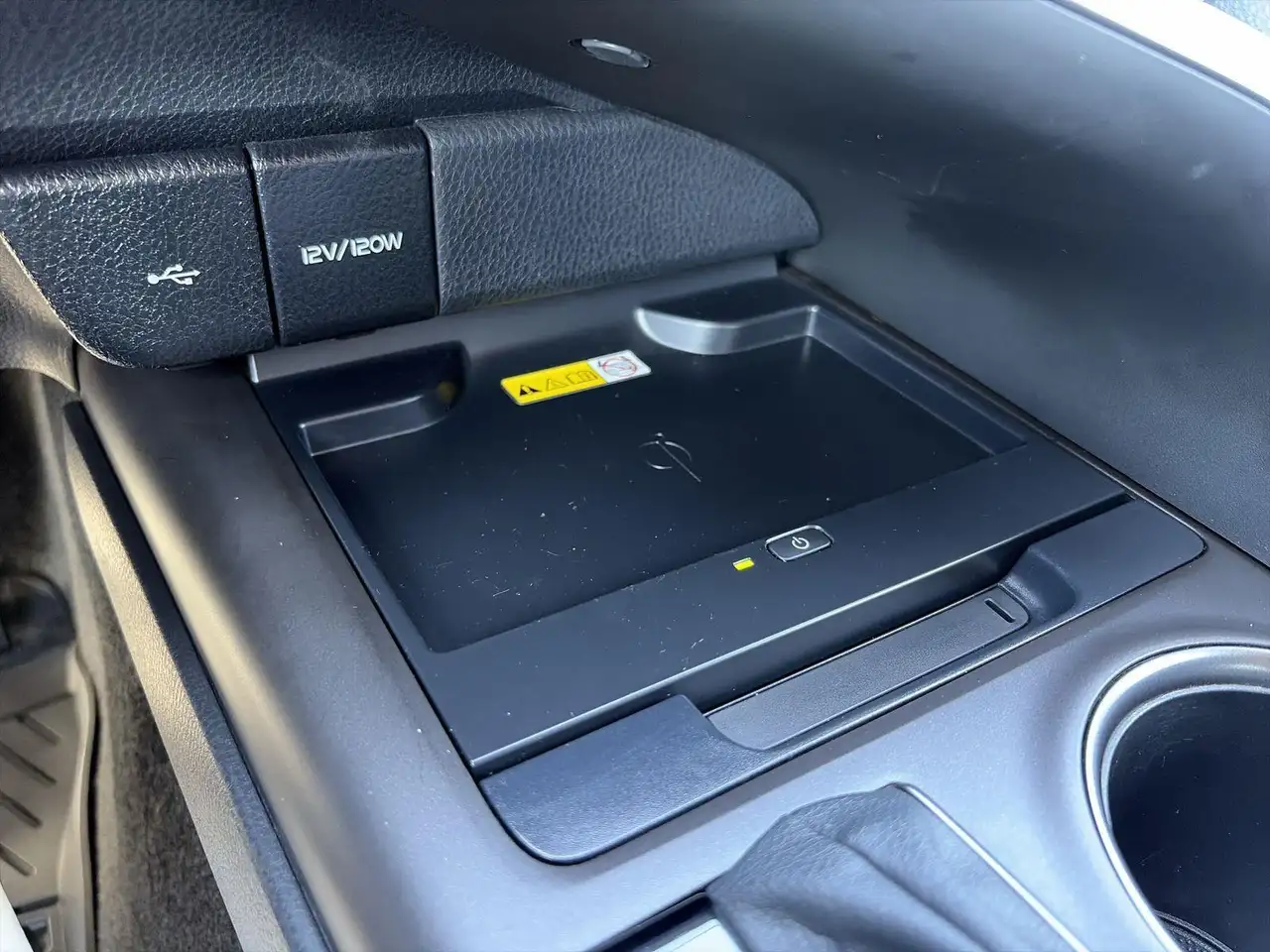 Toyota Camry снимка Toyota Camry