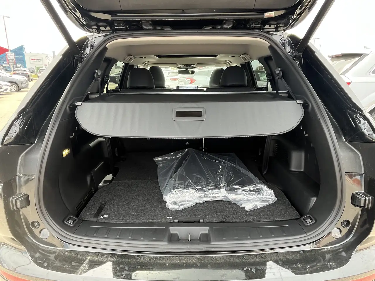 Mitsubishi Outlander photo Mitsubishi Outlander