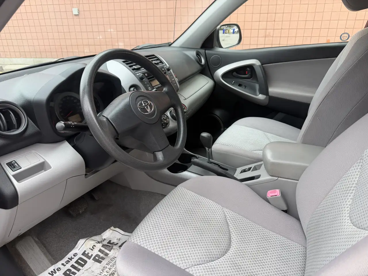 Toyota RAV 4 снимка Toyota RAV 4