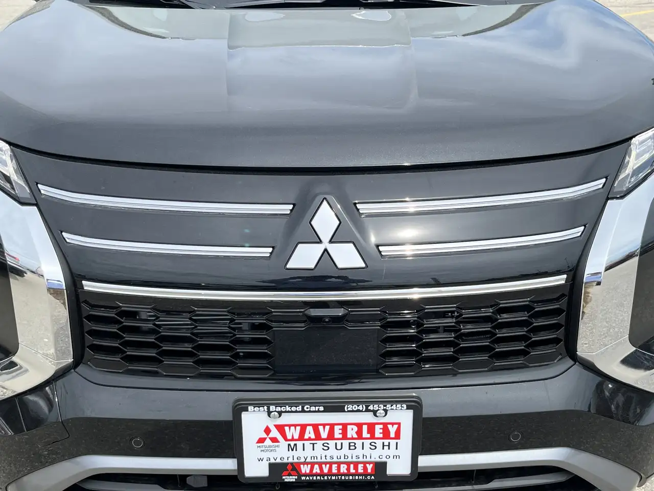 Mitsubishi Outlander photo Mitsubishi Outlander
